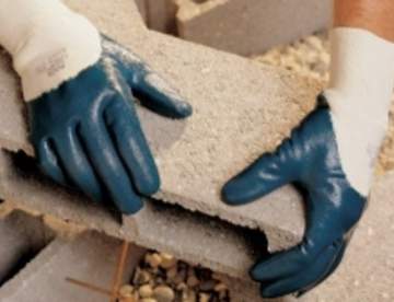 Рабочие перчатки – надежная защита от повреждений