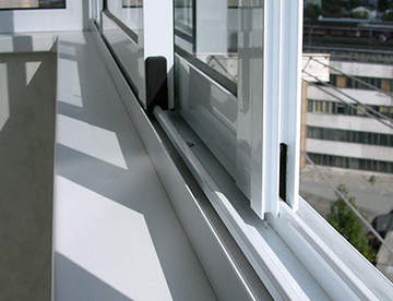 Остекление лоджий и балконов с помощью алюминиевых конструкций