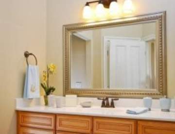Зеркало как элемент интерьера ванной комнаты